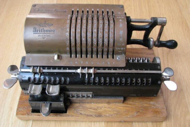 First Automatic Calculator First Electromechanical Calculator – SXHBN