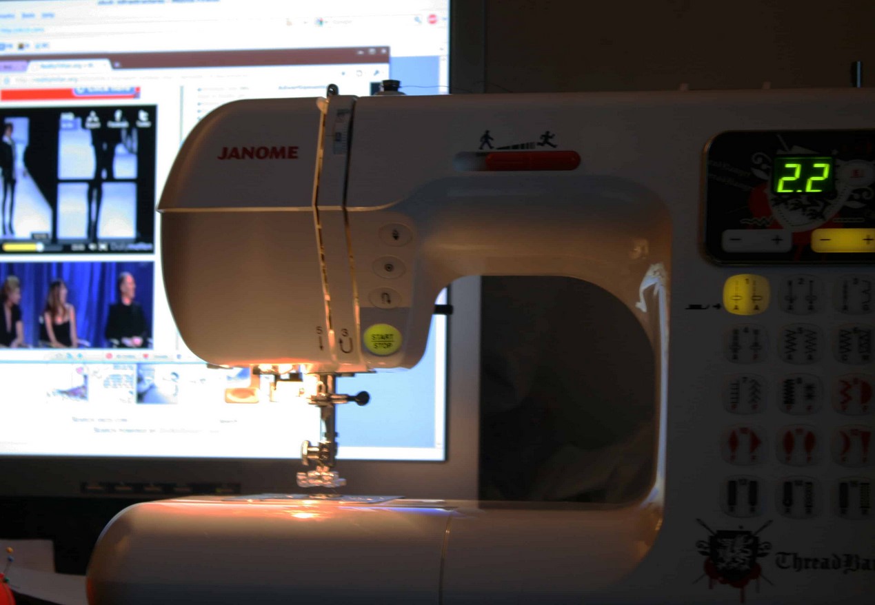 How Does a Computerized Sewing Machine Work? The .ISO zone