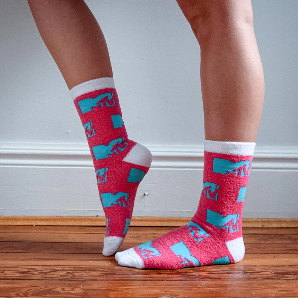 Why Should One Wear Custom Fuzzy Socks? - The .ISO zone