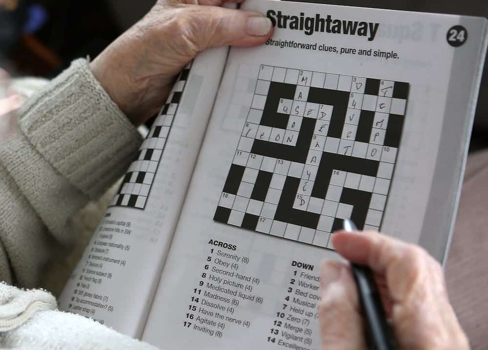 Your crossword. Doing crosswords. Человек решает кроссворд. Кроссворд картинки. Кроссворд Мем.
